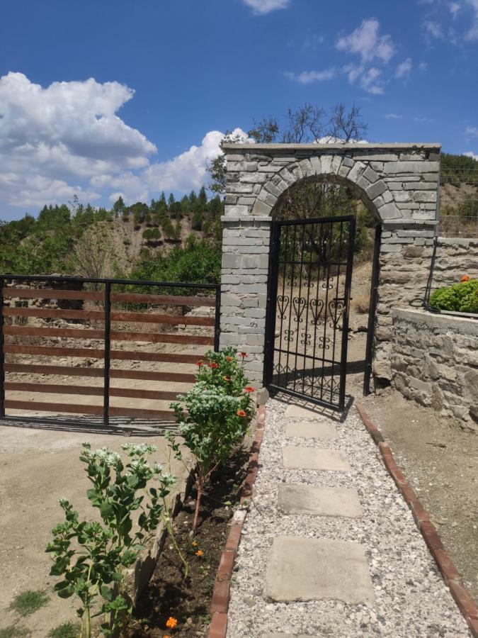 Stone House Villa Kelcyre Luaran gambar