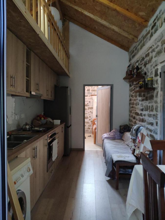 Stone House Villa Kelcyre Luaran gambar