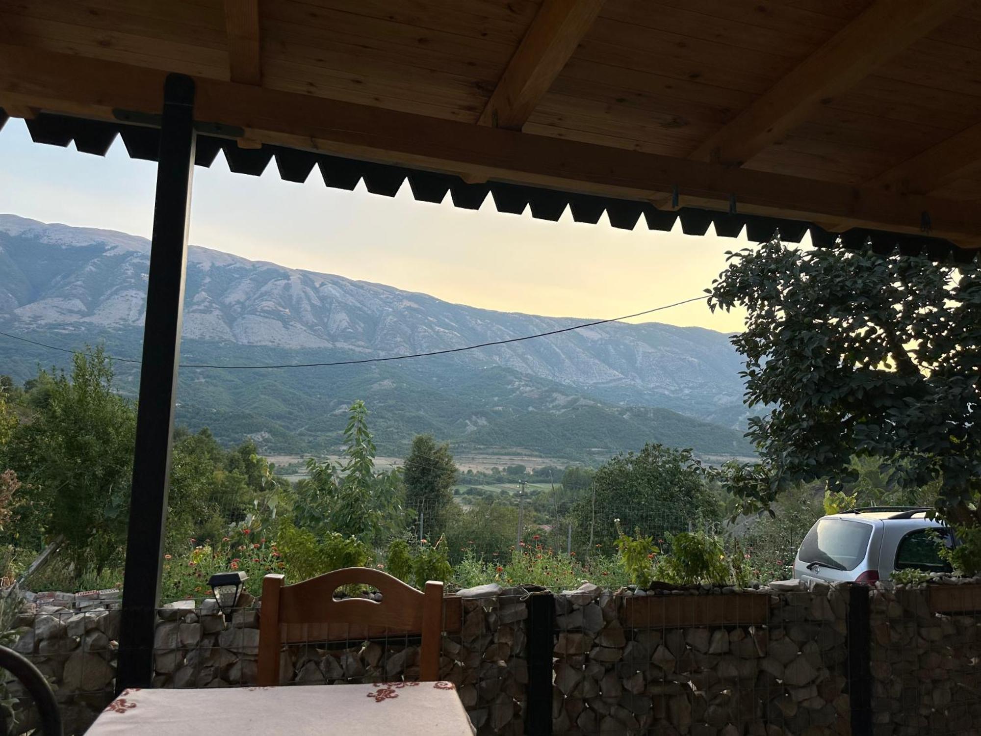 Stone House Villa Kelcyre Luaran gambar